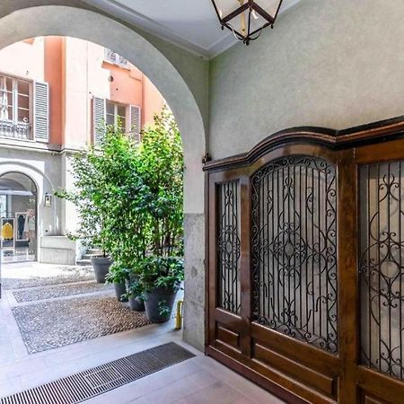 דירות מילאנו Loft House Via Della Spiga 50 מראה חיצוני תמונה