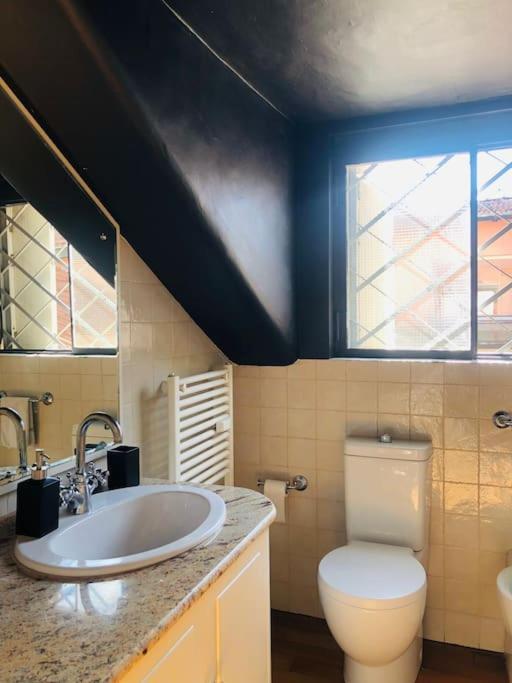 דירות מילאנו Loft House Via Della Spiga 50 מראה חיצוני תמונה